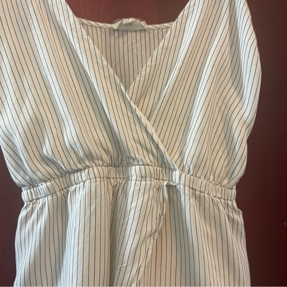 white thin stripe romper - Picture 7 of 7